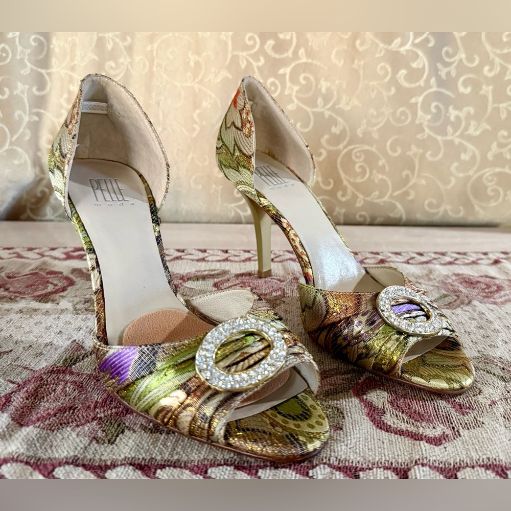 NIB Pelle Moda Nemo Chameleon Brocade Jeweled Evening Heels Size 9.5